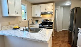 549 Burroughs Dr, Amherst, NY 14226