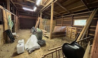 3288 Spring Valley Rd, Akron, OH 44333