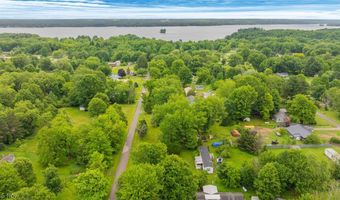 6886 Lindsley Ave, Andover, OH 44003