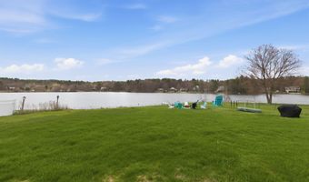 165 Georgetown Dr, Barnstead, NH 03225