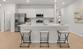 17990 Longleaf Dr, Athens, AL 35611