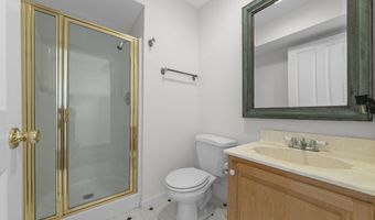 200 2nd Ave 14, Belmar, NJ 07719