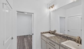 207 Lindsey Ave, Adair, OK 74330