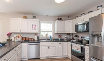 10 WINDSWEPT Dr, Berlin, MD 21811