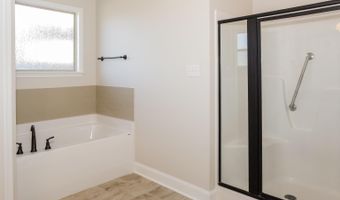 14731 Eva Cir, Athens, AL 35613