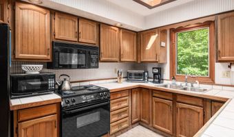 3502 Hazelton Etna Rd, Alexandria, OH 43001