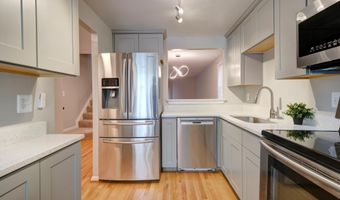 5919 SAINT GILES Way, Alexandria, VA 22315