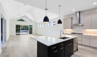 2315 DEPAUW Ave, Orlando, FL 32804