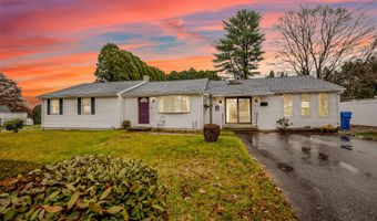24 Ventura Dr, Brooklyn, CT 06234