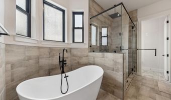 912 Holstein Ct, Gardnerville, NV 89460