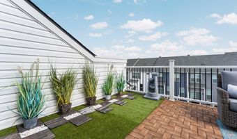 2949 Aughton Rd, Ann Arbor, MI 48105