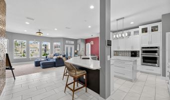 526 ISLEBAY Dr, Apollo Beach, FL 33572