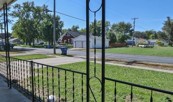 230 8th St, Adams, NE 68301