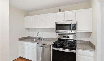 5340 HOLMES RUN Pkwy 904, Alexandria, VA 22304