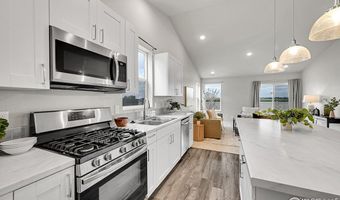 403 Pony Express Trl, Ault, CO 80610