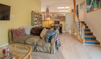 183 Pitcher Rd, Belfast, ME 04915