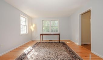 4 Jennifer Ln, Amherst, NH 03031