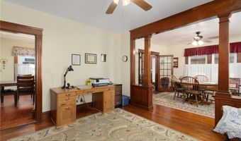 19 Bouvier Ave, Lincoln, RI 02838