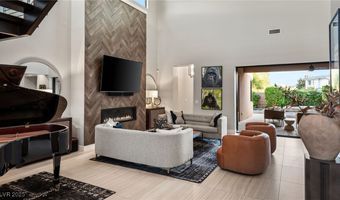 38 Moonfire Dr, Las Vegas, NV 89135