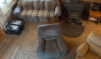 9046 Warbler Dr, Bonanza, OR 97623