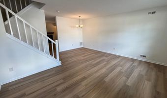 2 VILLAGE Ct, Audubon, NJ 08106