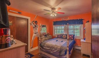 109 Golf Course Rd, Amsterdam, NY 12010