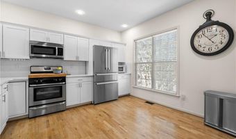 3373 Lathenview Ct, Alpharetta, GA 30004