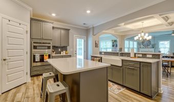 4126 Crest Ridge Ln, Boiling Springs, SC 29316