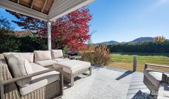 207 Farm Creek Dr E, Asheville, NC 28806