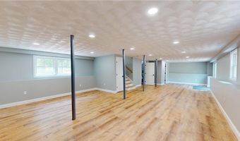 112 Cranberry Ridge Rd, Glocester, RI 02857