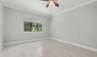 530 N 2nd St, Bay St. Louis, MS 39520