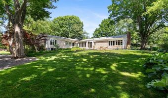 19 Preston Dr, Barrington, RI 02806