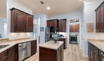 4 Stoney Point Dr, Bluffton, SC 29910
