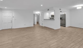 468 W PAR St 468, Orlando, FL 32804