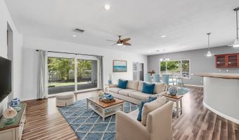 239 Kamalei Cir, Kahului, HI 96732