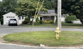 10 Lindgren Ter, Ansonia, CT 06401