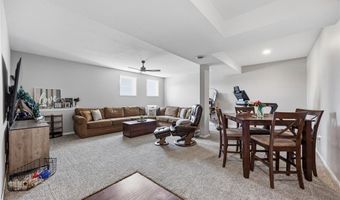 800 Kaitlynn Ave, Anamosa, IA 52205