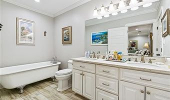 236 ANGELA St, Arabi, LA 70032