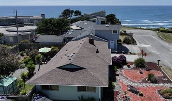 1239 IRIS St, Brookings, OR 97415