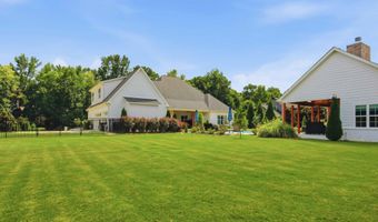 302 Meadow Way, Athens, AL 35613