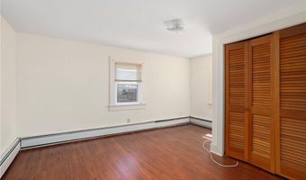 292 Boulevard, Middletown, RI 02842