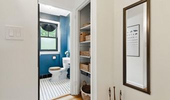 333 MOUNT VERNON Ave, Alexandria, VA 22301