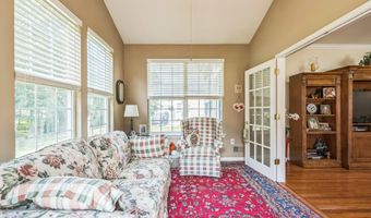 14 Hot Springs Ter, Barnegat, NJ 08005