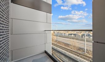 17 AVENUE E 302, Bayonne, NJ 07002