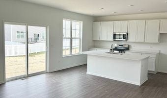 377 W Point Cir, Algonquin, IL 60102