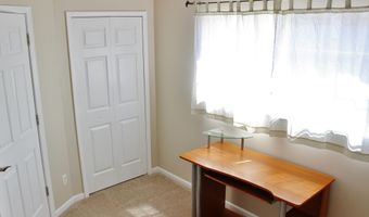 1924 Lindsay Ln, Ann Arbor, MI 48104