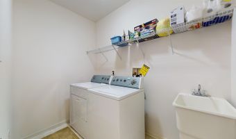 18 Delray Ln, Absecon, NJ 08201