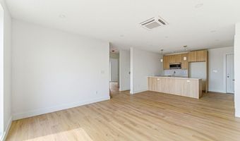 1035 Commonwealth Ave 401, Boston, MA 02215