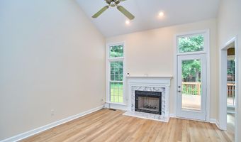 119 Heatherwood Dr, Apex, NC 27502
