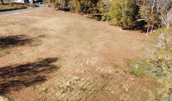513 Rabbittown Rd, Albertville, AL 35950